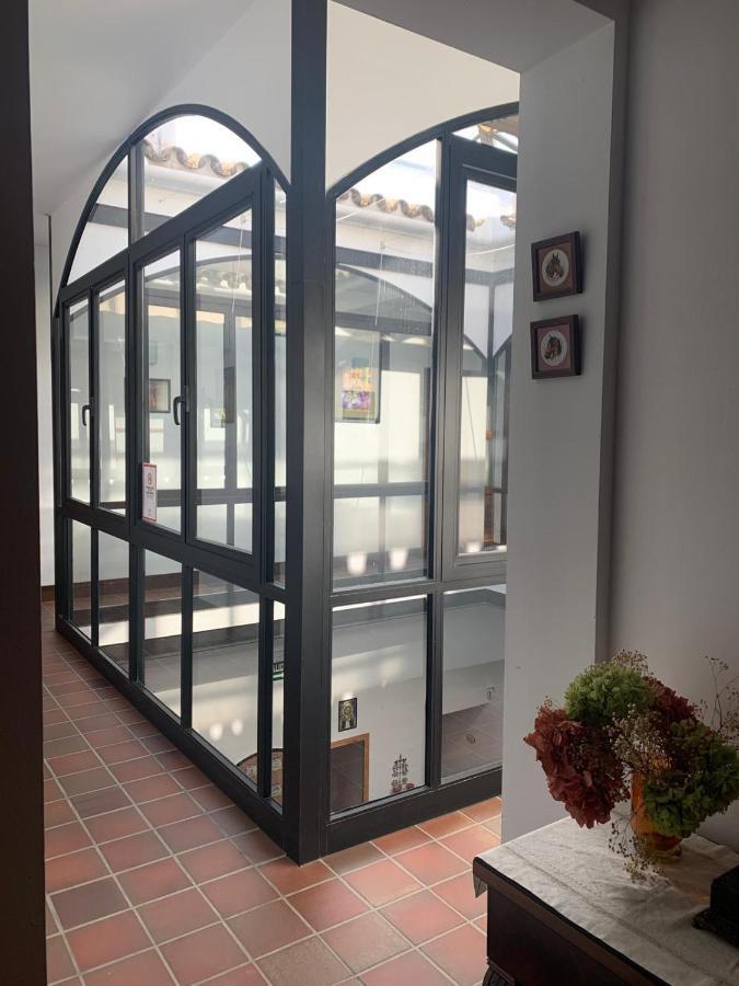 Hotel Entreolivos El Pedroso Kültér fotó