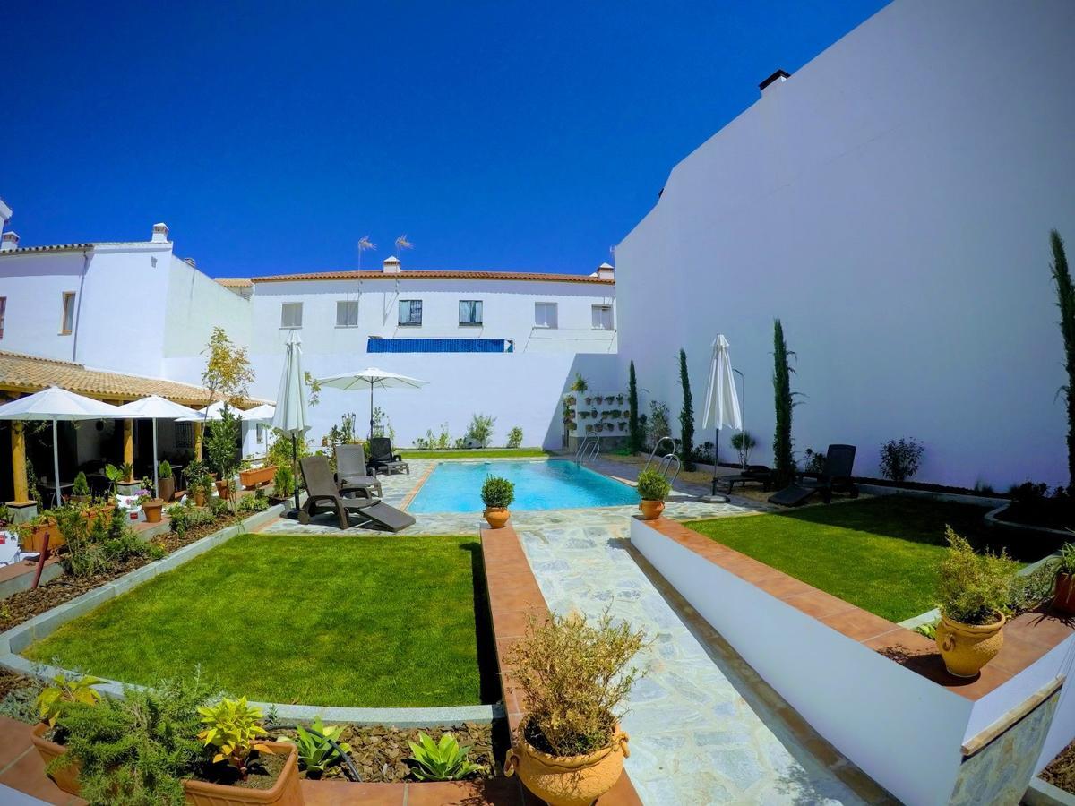 Hotel Entreolivos El Pedroso Kültér fotó