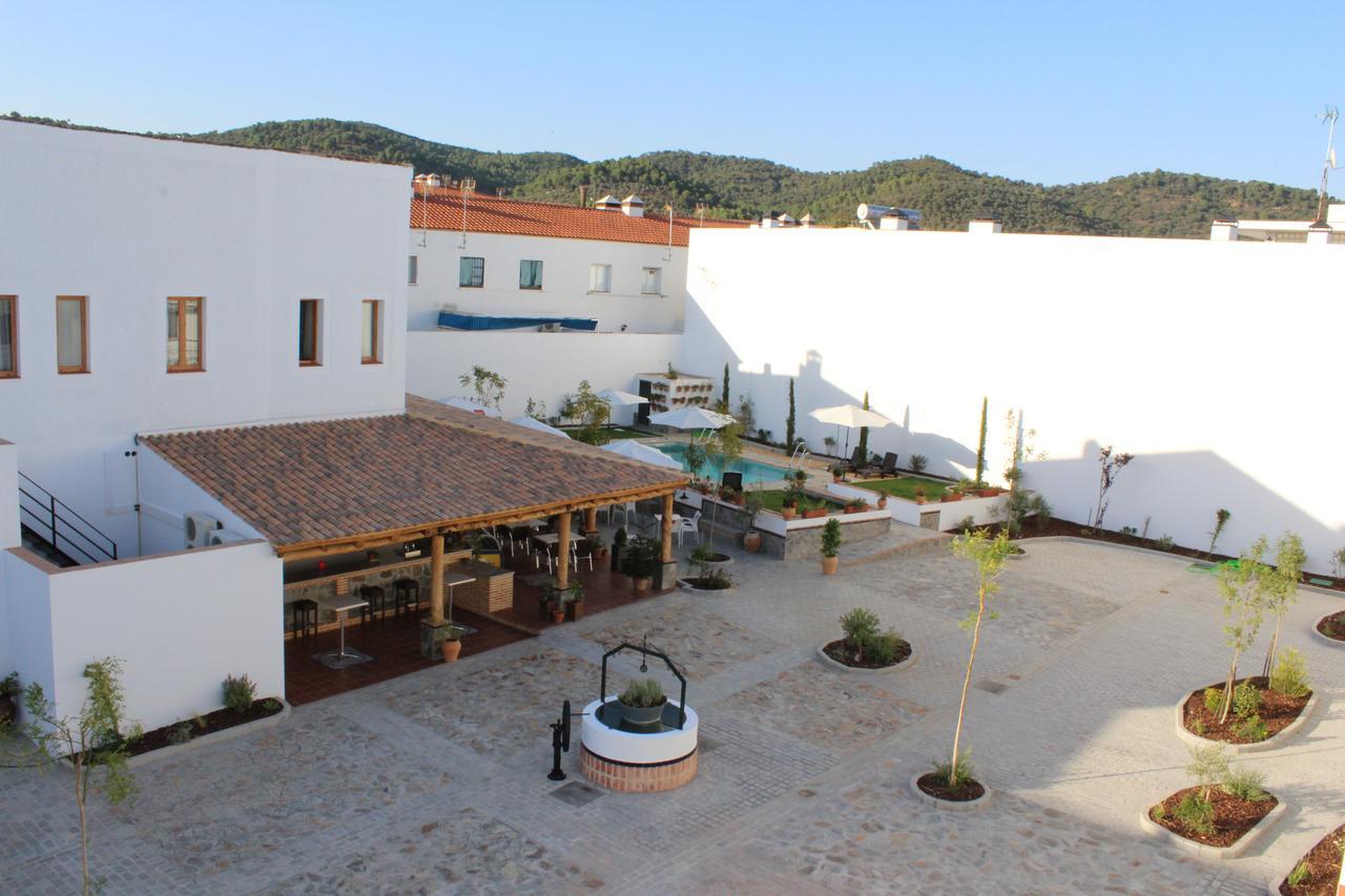 Hotel Entreolivos El Pedroso Kültér fotó